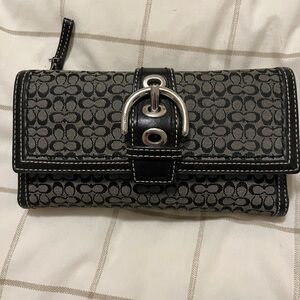 Vintage CC monogram coach tri fold wallet